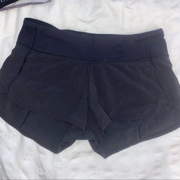 LULULEMON SPEED UP SHORTS 2 1/2 INCH INSEAM - Picture 2 of 4